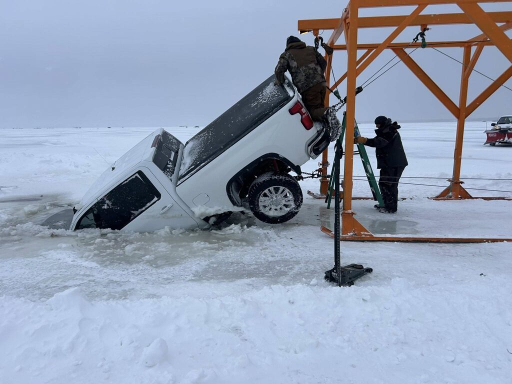 redlake_1225_chevyplow4